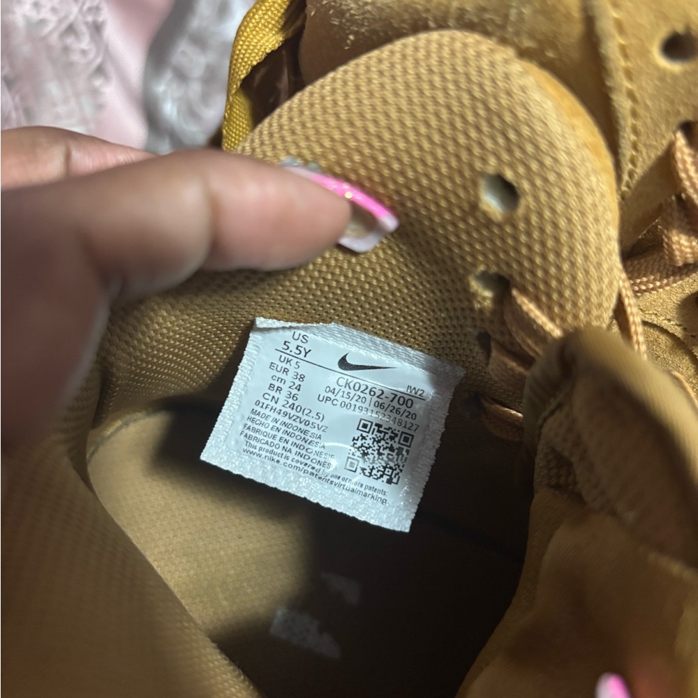 Nike Kids Sneakers in Mustard Yellow - Picture 3 of 3